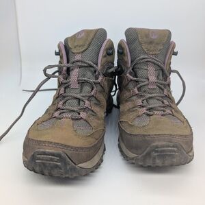 Merrell Women's Hiking Boots - Brown and Purple Size 8